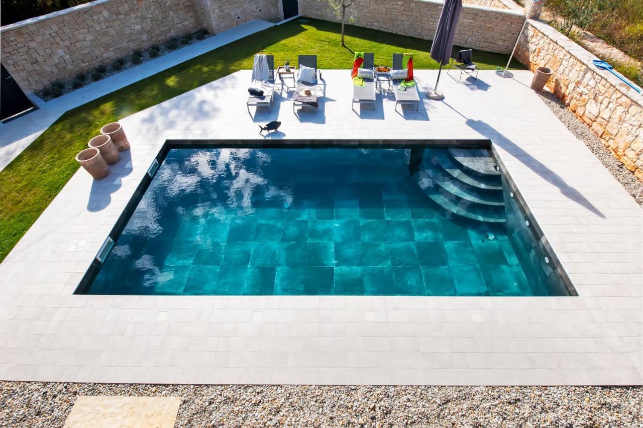 Art Renata With Pool & Sauna * Rovigno