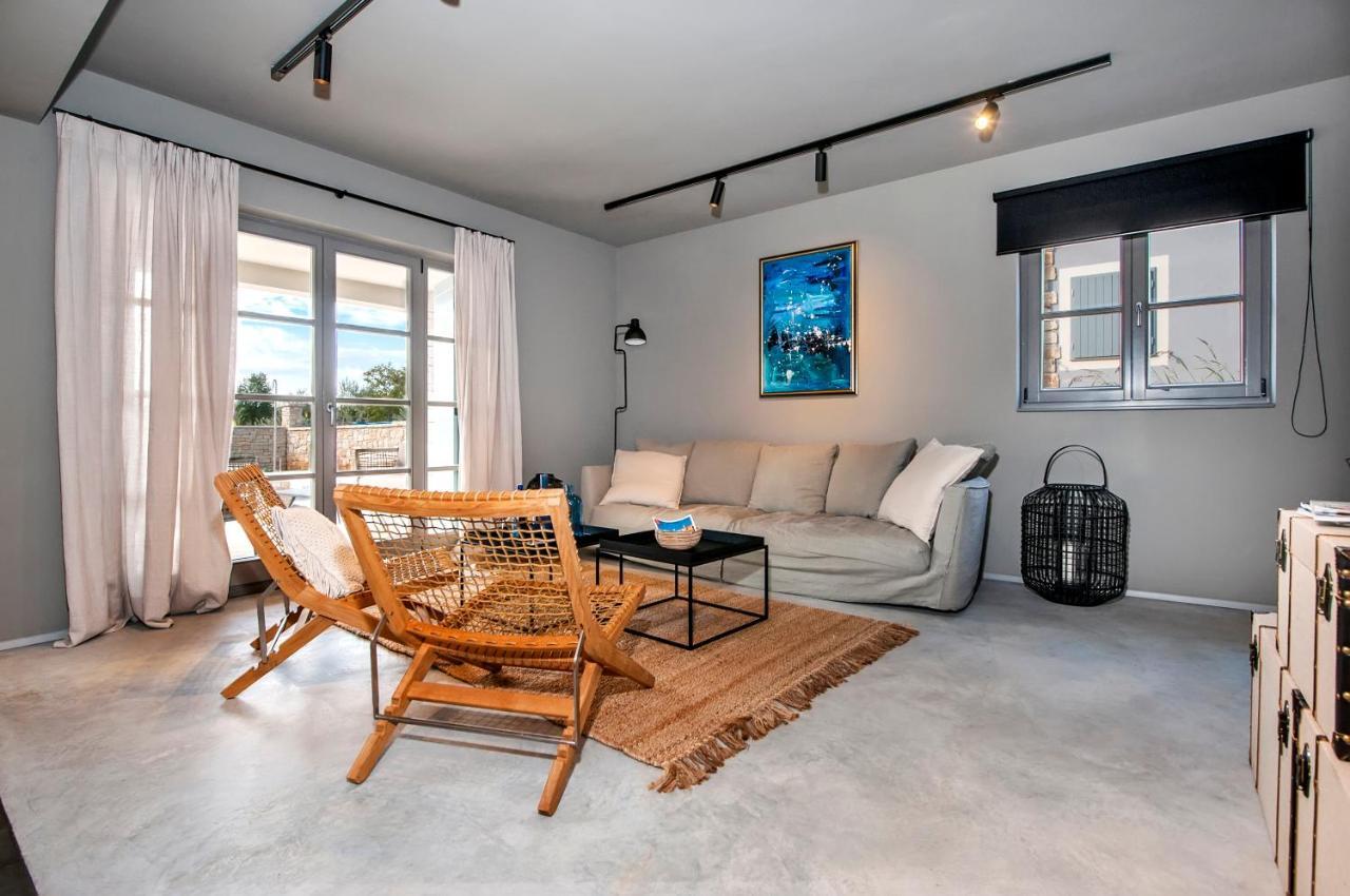 Art Renata With Pool & Sauna Rovigno