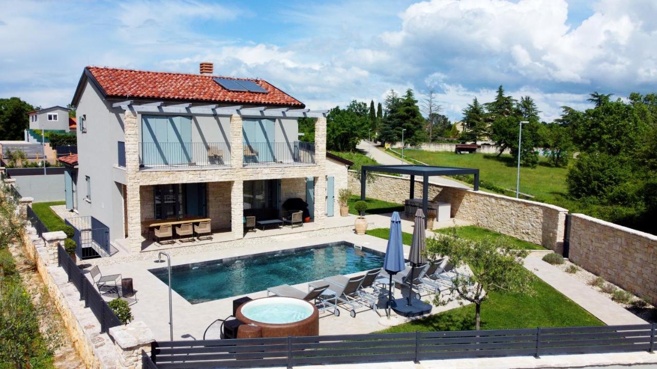 Art Renata With Pool & Sauna Rovigno